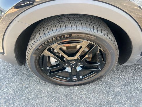 Used 2023 Kia Telluride SX X-Line AWD/4WD image 11