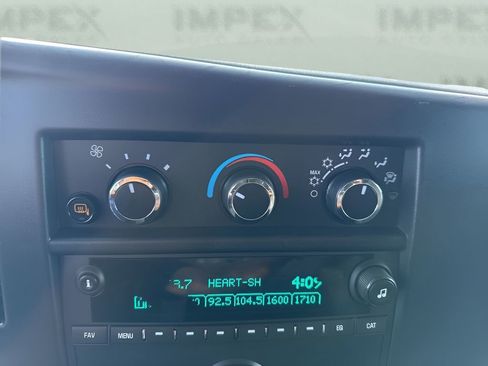 Used 2023 GMC Savana 2500 image 14