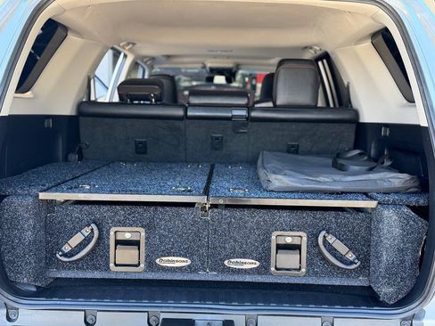 Used 2022 Toyota 4Runner TRD Off-Road Premium AWD/4WD image 47