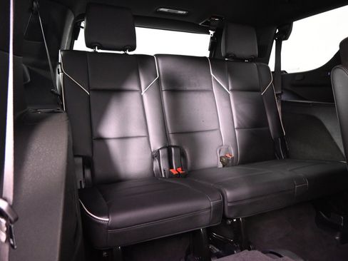 Certified 2025 Cadillac Escalade Premium Luxury image 19