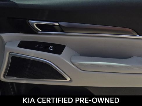 Certified 2024 Kia Telluride S FWD image 8