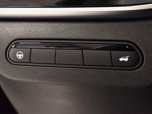 Certified 2026 INFINITI QX60 Luxe w/ Family Package AWD/4WD image 22