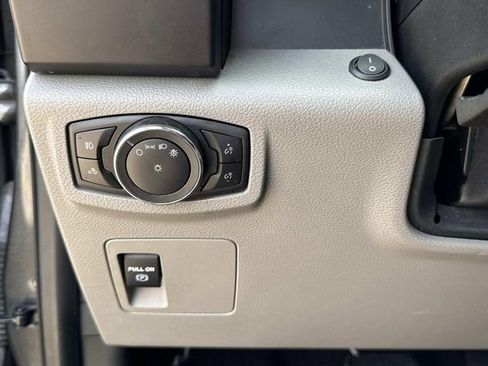 Used 2020 Ford F150 XL w/ Equipment Group 101A Mid RWD image 32