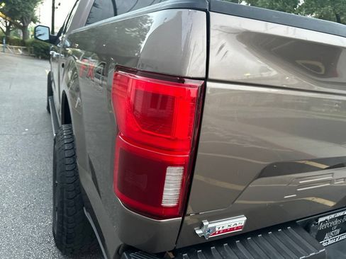 Used 2018 Ford F150 XLT w/ Equipment Group 302A Luxury AWD/4WD image 12