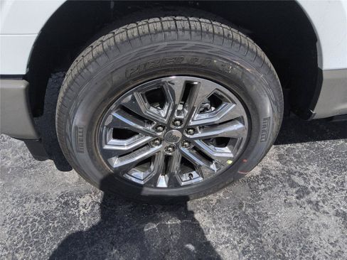 New 2026 Ford F150 King Ranch w/ Equipment Group 601A High AWD/4WD image 9