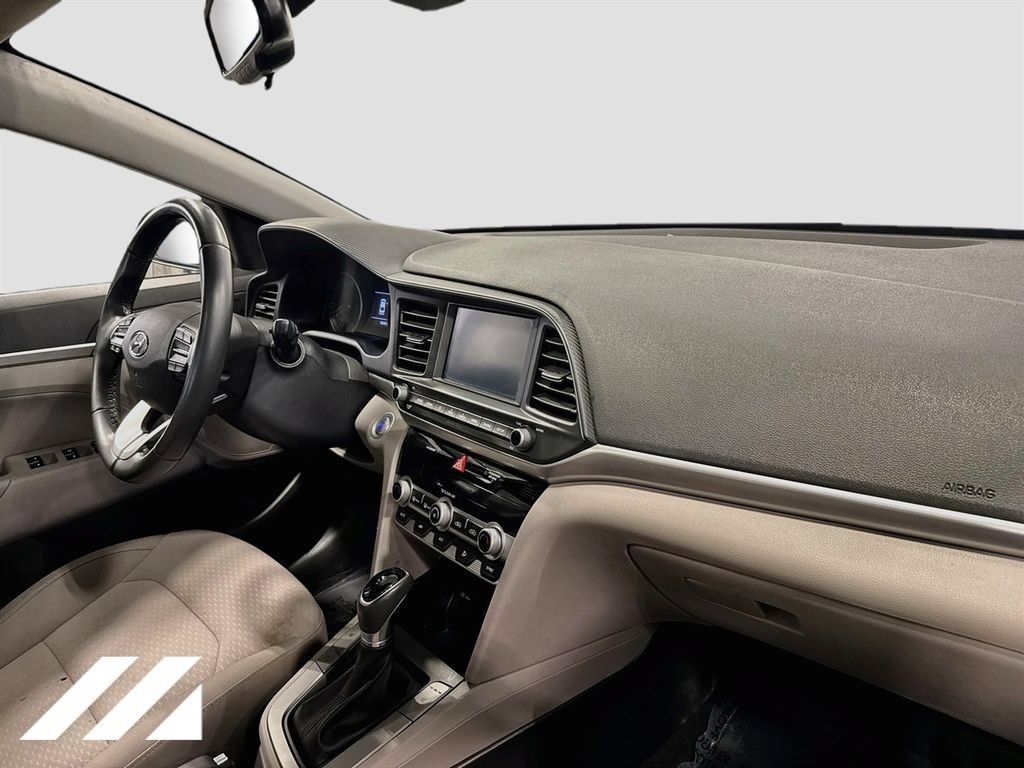 Used 2020 Hyundai Elantra Value Edition FWD image 30