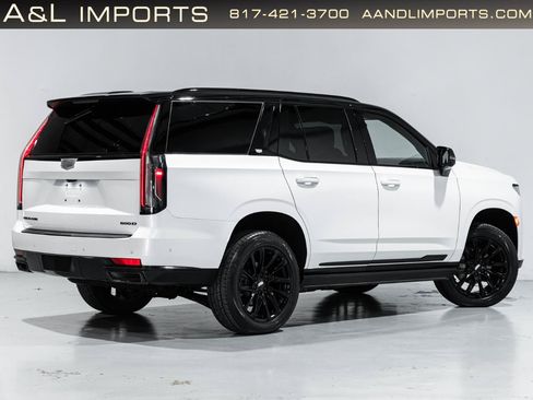 Used 2022 Cadillac Escalade Sport Platinum w/ Heavy-Duty Trailer Package AWD/4WD image 34