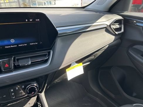 New 2026 Chevrolet TrailBlazer LT AWD/4WD image 4