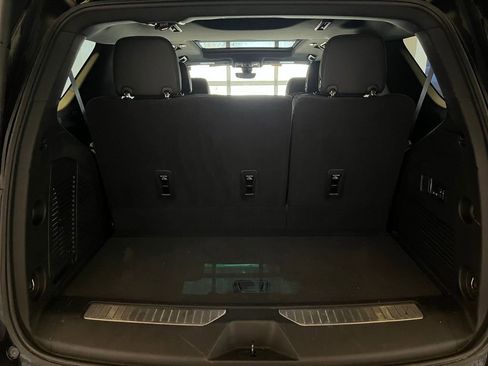 Used 2022 Chevrolet Tahoe Premier w/ Premium Package image 28