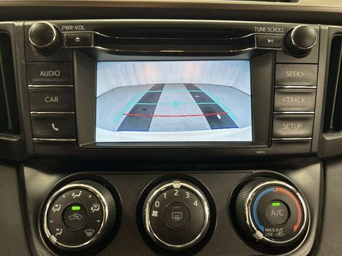 Used 2016 Toyota RAV4 LE AWD/4WD image 15
