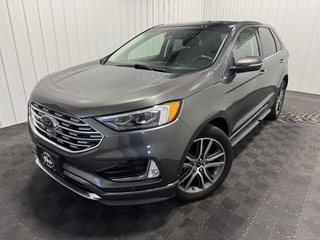 Used 2019 Ford Edge Titanium w/ Equipment Group 301A AWD/4WD image 50