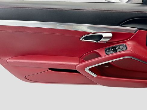 Used 2019 Porsche 911 Carrera S RWD image 22