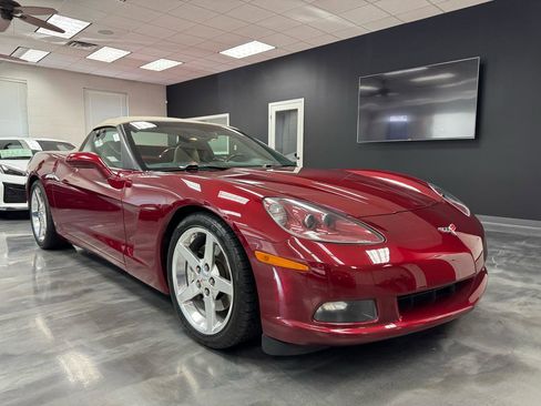 Used 2006 Chevrolet Corvette Convertible w/ Preferred Equipment Group RWD image 23