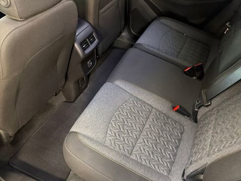 Used 2024 Chevrolet Equinox LT AWD/4WD image 22
