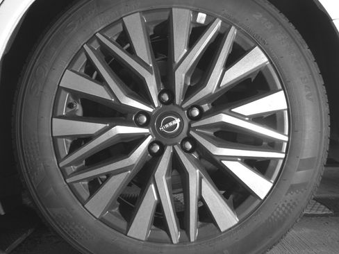 Used 2025 Nissan Altima 2.5 SV image 14