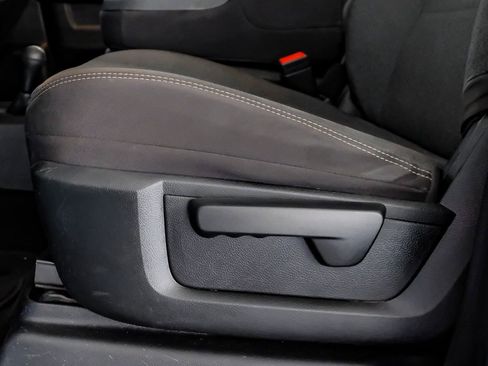 Used 2024 RAM 3500 Tradesman w/ Chrome Appearance Group image 31