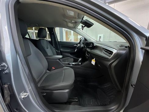 Used 2024 Buick Encore GX Preferred FWD image 27