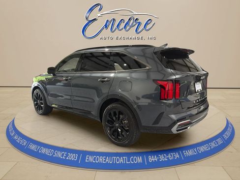 Used 2022 Kia Sorento SX FWD image 3