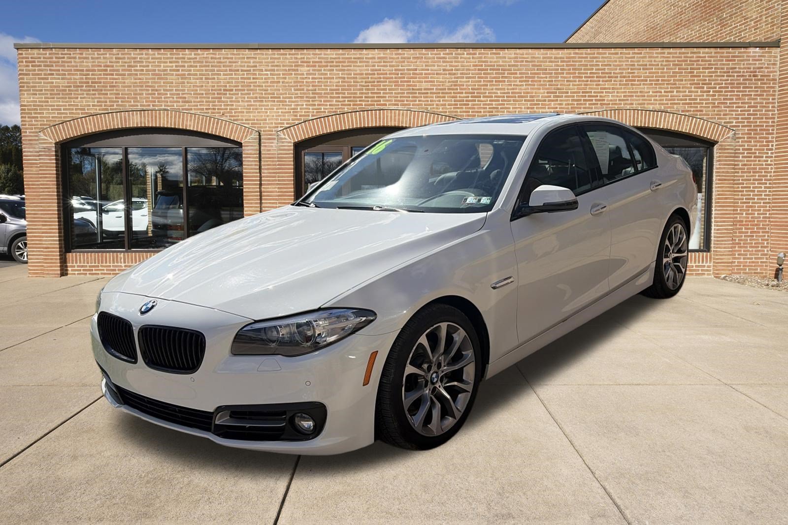 Used 2016 BMW 528i xDrive Sedan AWD/4WD image 8