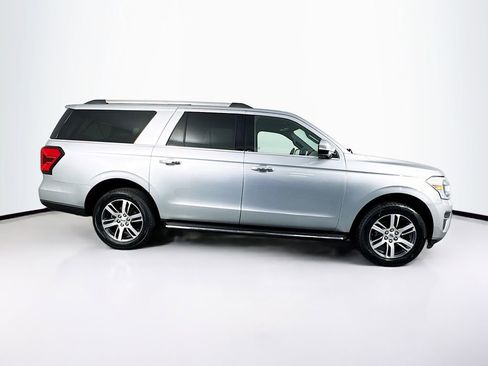 Used 2023 Ford Expedition Max Limited image 11
