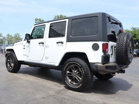 Used 2016 Jeep Wrangler Unlimited Sahara AWD/4WD image 3