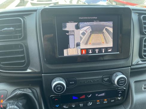 Used 2023 RAM ProMaster 3500 w/ Driver Convenience Group FWD image 17