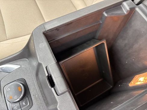 Used 2023 Chevrolet Traverse LS w/ Safety Package image 28