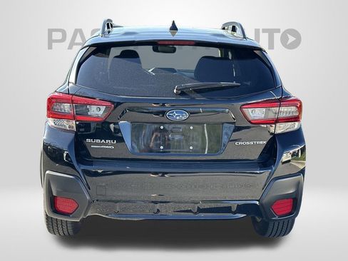 Used 2023 Subaru Crosstrek 2.0i Premium image 3