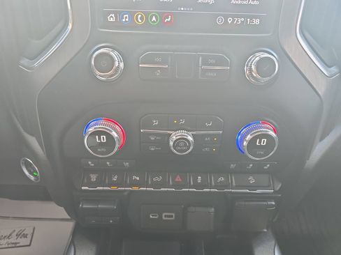 Used 2020 GMC Sierra 2500 Denali w/ Denali Ultimate Package AWD/4WD image 38