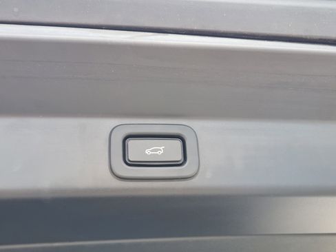 Used 2023 Land Rover Range Rover Sport SE Dynamic image 35