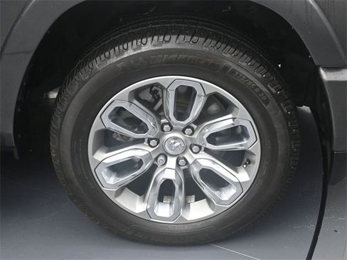 Used 2022 RAM 1500 Laramie image 6