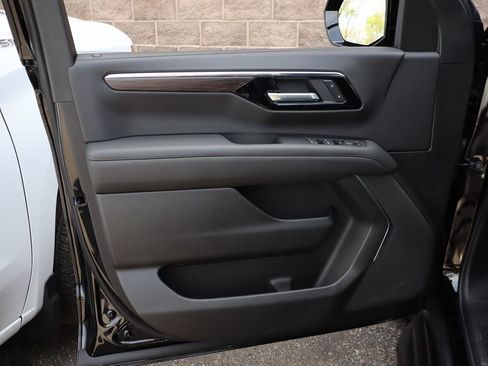New 2025 Chevrolet Tahoe 4WD image 9