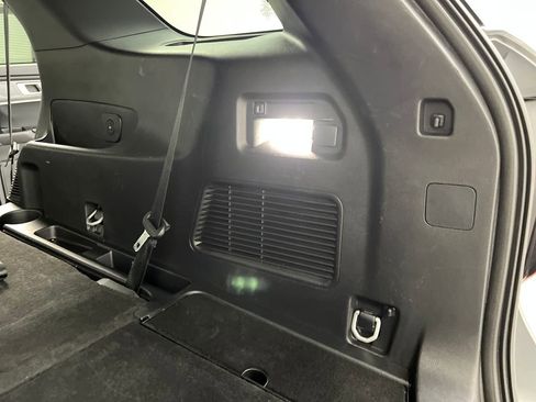 Used 2025 Ford Explorer ST-Line w/ ST-Line Street Pack AWD/4WD image 38