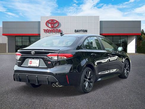 Used 2023 Toyota Corolla SE FWD image 5