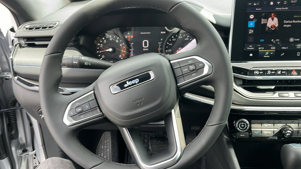 New 2026 Jeep Compass Latitude AWD/4WD image 12