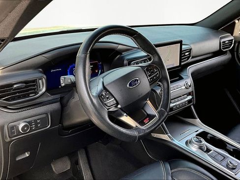 Used 2020 Ford Explorer ST w/ ST Street Pack image 12