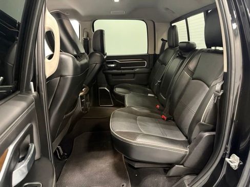 Used 2024 RAM 2500 Laramie AWD/4WD image 35