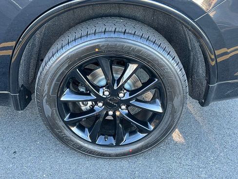 Used 2018 Dodge Durango GT w/ Premium Group image 29