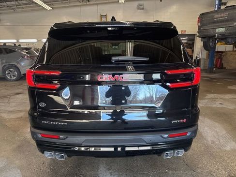 New 2026 GMC Acadia AT4 w/ LPO, Floor Liner Package AWD/4WD image 5