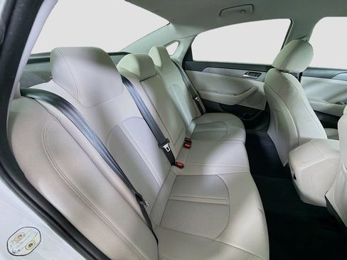 Used 2018 Hyundai Sonata SE FWD image 21
