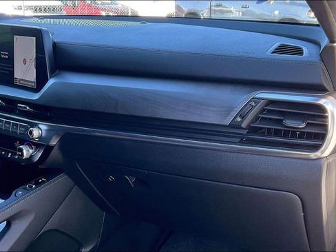 Used 2024 Kia Telluride SX Prestige X-Line image 16