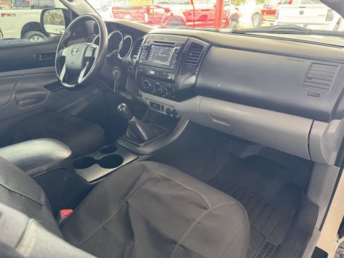 Used 2013 Toyota Tacoma 4x4 Access Cab image 13