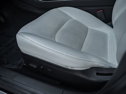 Used 2019 Tesla Model 3 Long Range image 30