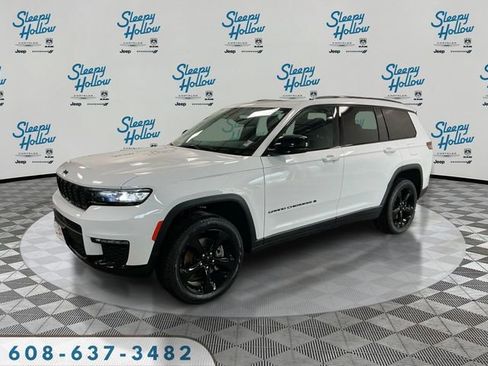 Used 2024 Jeep Grand Cherokee L Limited w/ Black Appearance Package AWD/4WD image 1