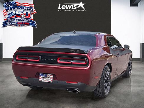 Used 2022 Dodge Challenger R/T w/ T/A Package RWD image 4