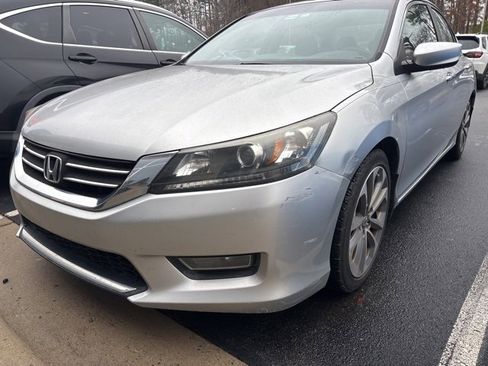 Used 2013 Honda Accord Sport image 9