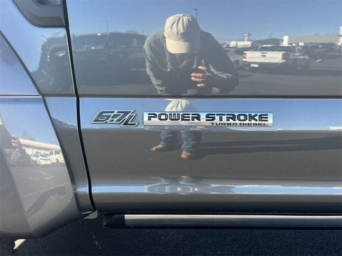 Used 2022 Ford F450 Platinum w/ FX4 Off-Road Package image 9