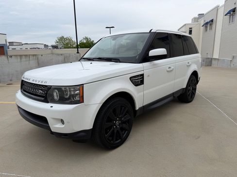 Used 2013 Land Rover Range Rover Sport HSE LUX AWD/4WD image 3