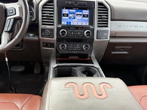 Used 2019 Ford F250 King Ranch w/ Snow Plow Prep Package image 9