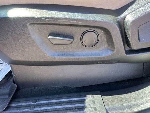 Used 2019 Ford Ranger Lariat w/ Technology Package RWD image 17